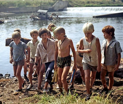 Мы втроем и собака из Петпес