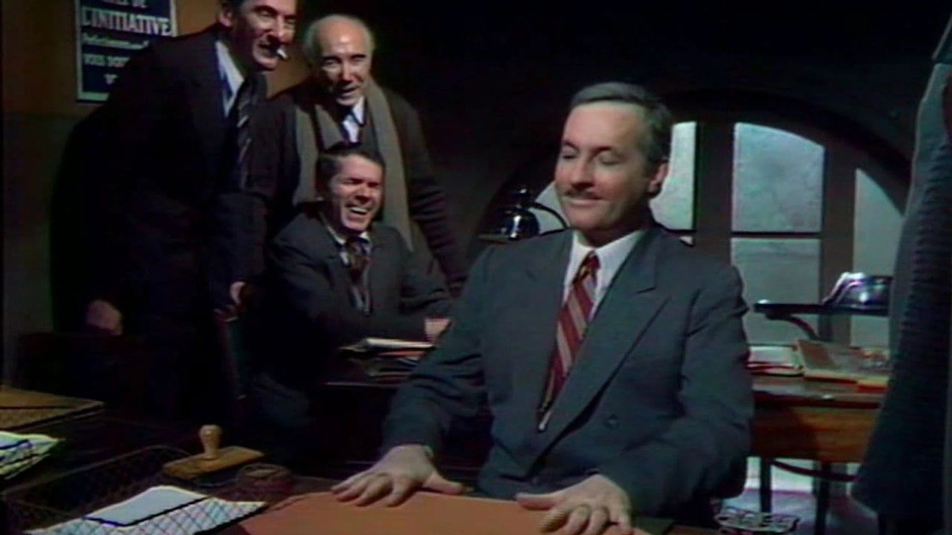 Проходящий сквозь стены