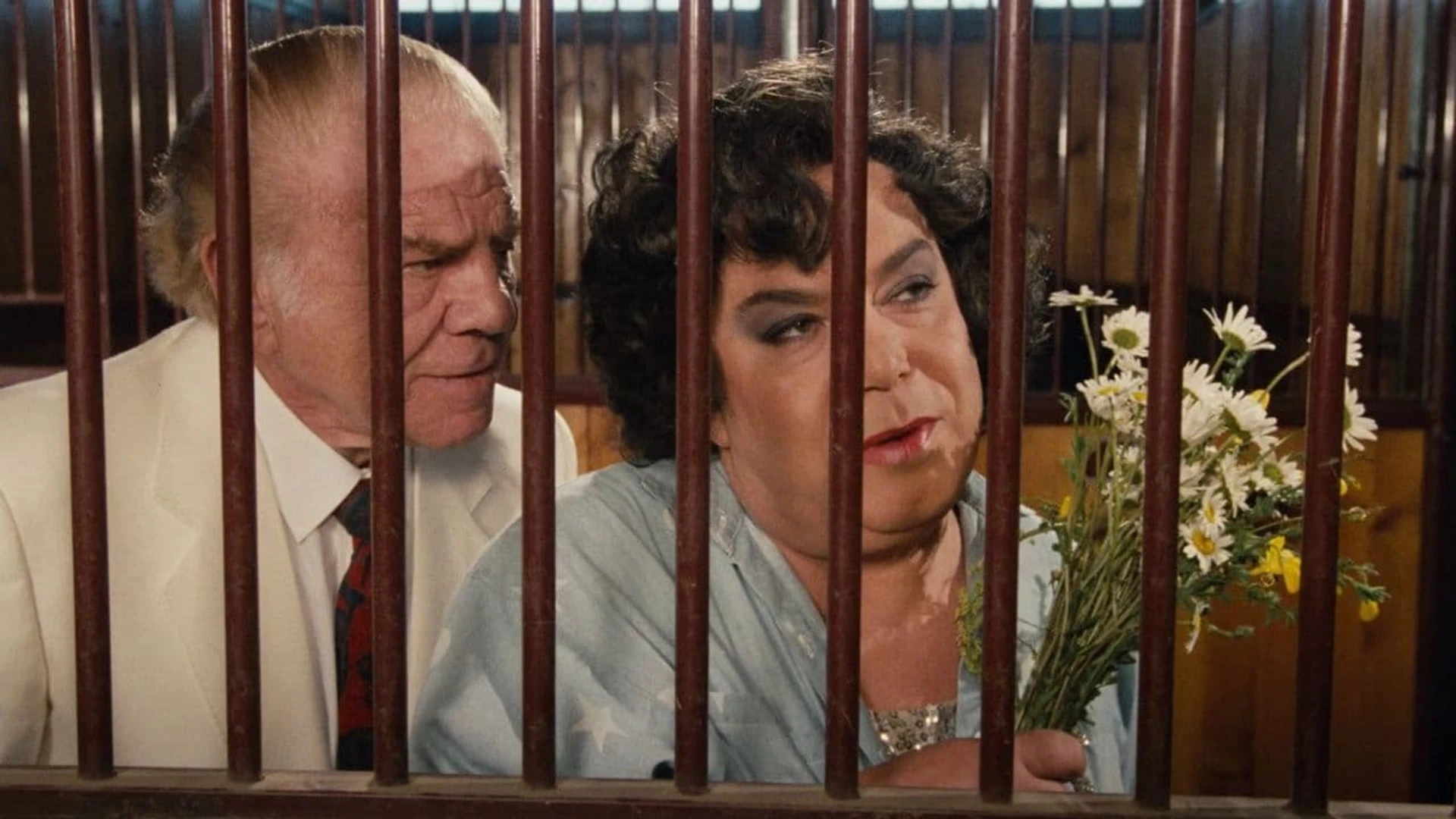 Переодетые, или Как трудно быть женщиной