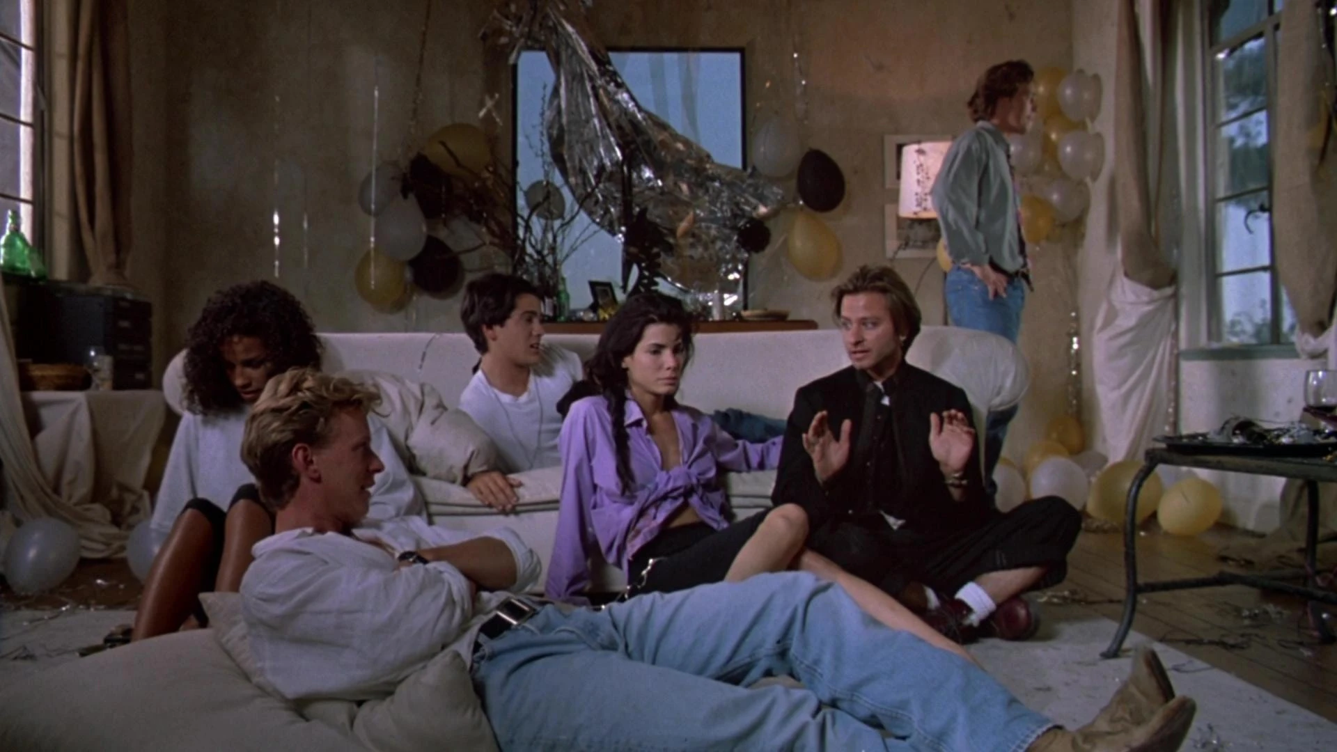 Мы летим в беверли. Дикамилло книги. Мы летим в беверли. Билл и беверли оно 2017. Беверли отправляется в путь.