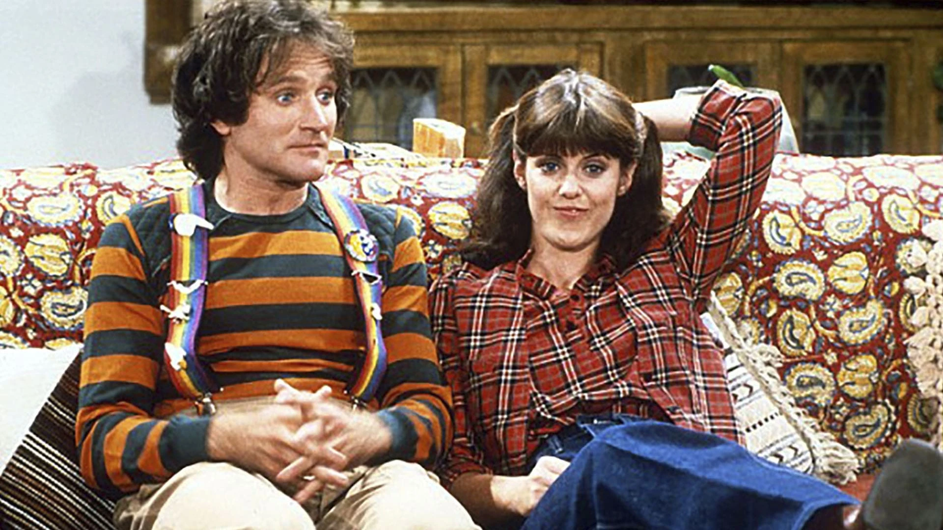 Пэм доубер. Минди маккаллум. Mork & mindy(robin williams, pam dawber). Пэм доубер. Робин уильямс морк и минди.
