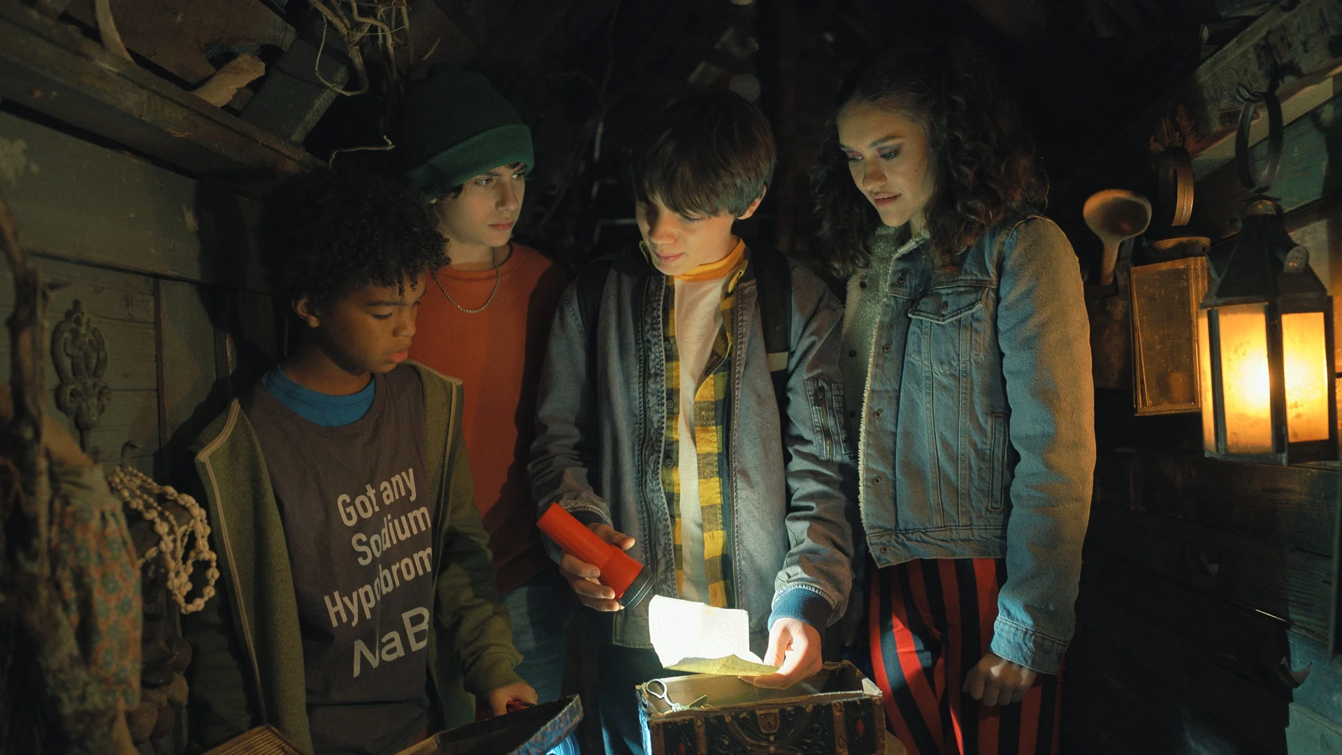 Ночь в магазине ужастиков