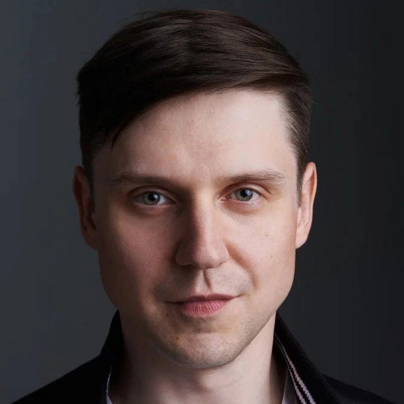 Константин Новиков