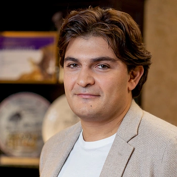 Эдуард Илоян