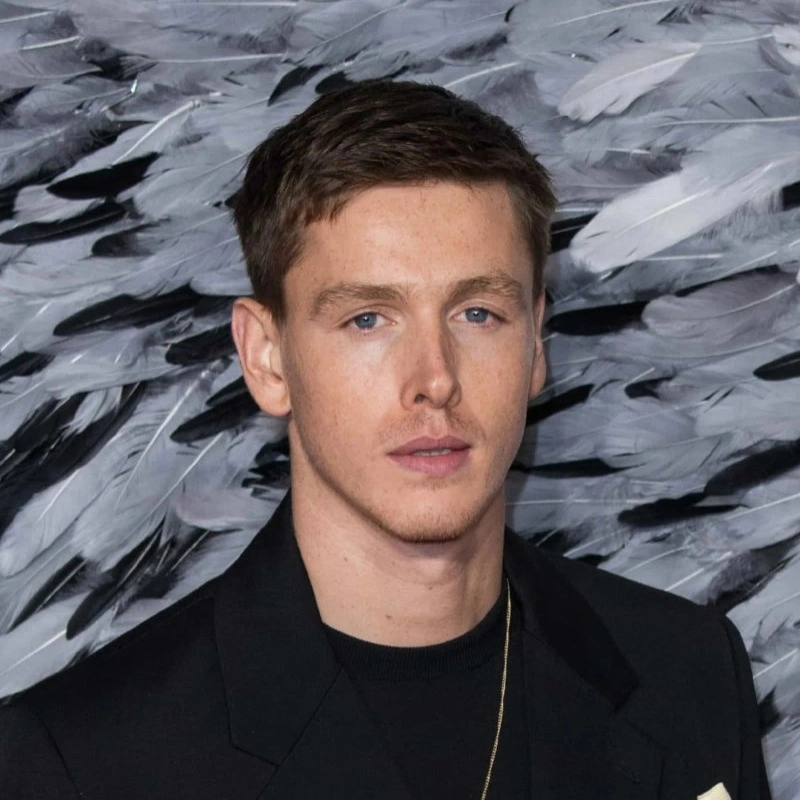 Харрис Дикинсон