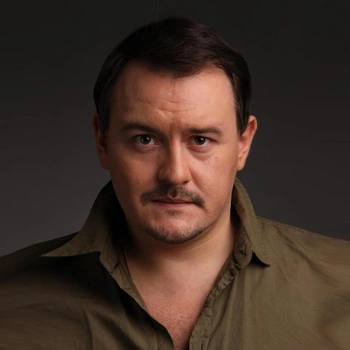 Антон Морозов