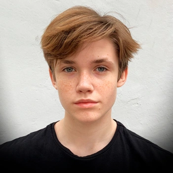 Олег Чугунов