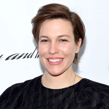 Ребекка Хендерсон