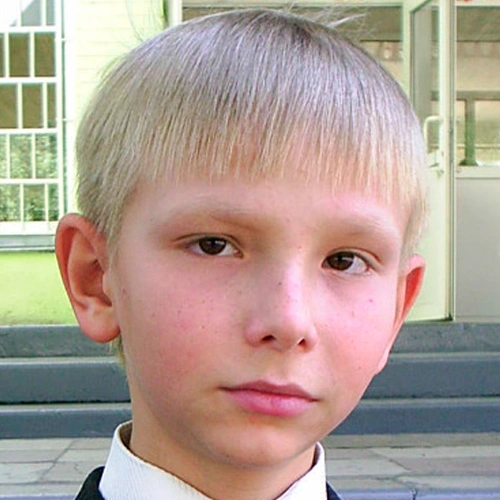 Александр Савенков