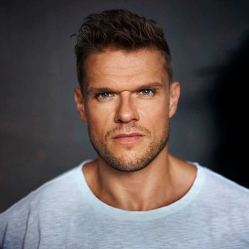 Владимир Яглыч