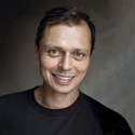 Виктор Комаров