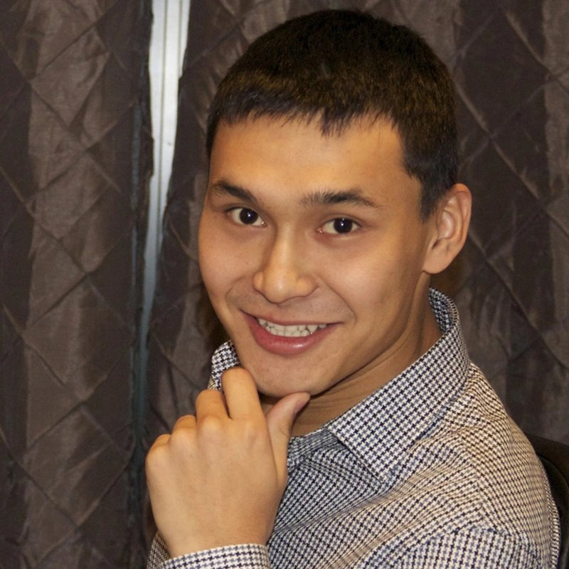 Даурен Шураев