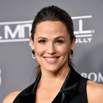 Дженнифер Гарнер