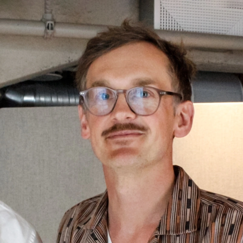 Тронд Тендер