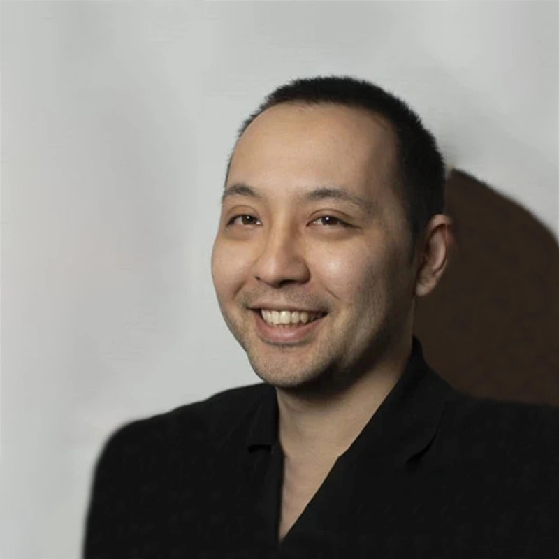 Александр Пак