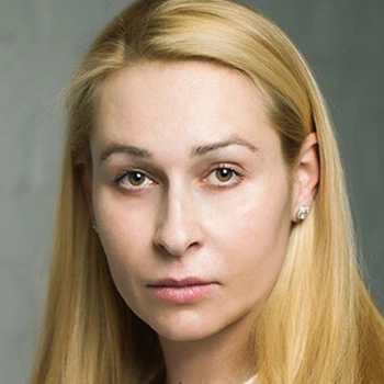 Илона Лакоба