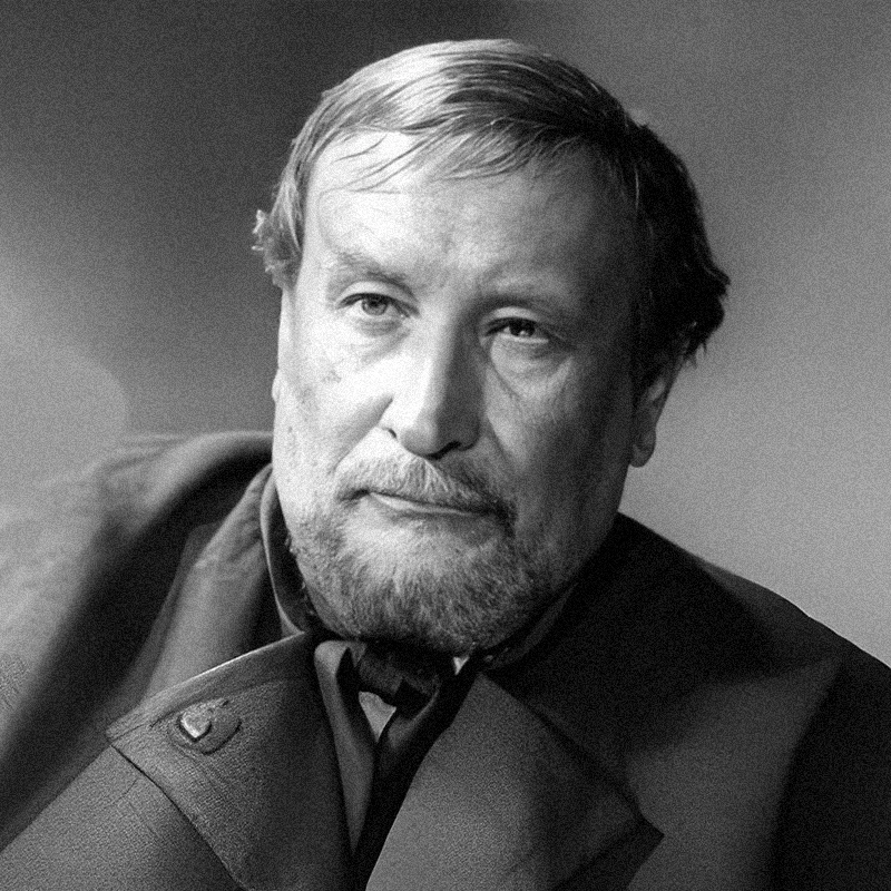Павел Суханов