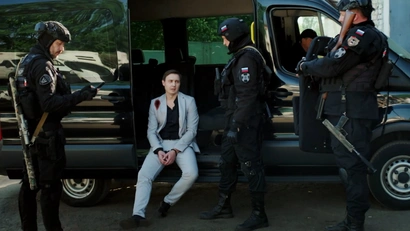 46 серия. Змея на груди