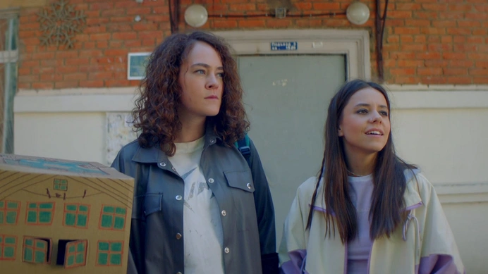 Смотреть сериал Вика-ураган 1 сезон 2 серия в хорошем качестве онлайн на сайте P