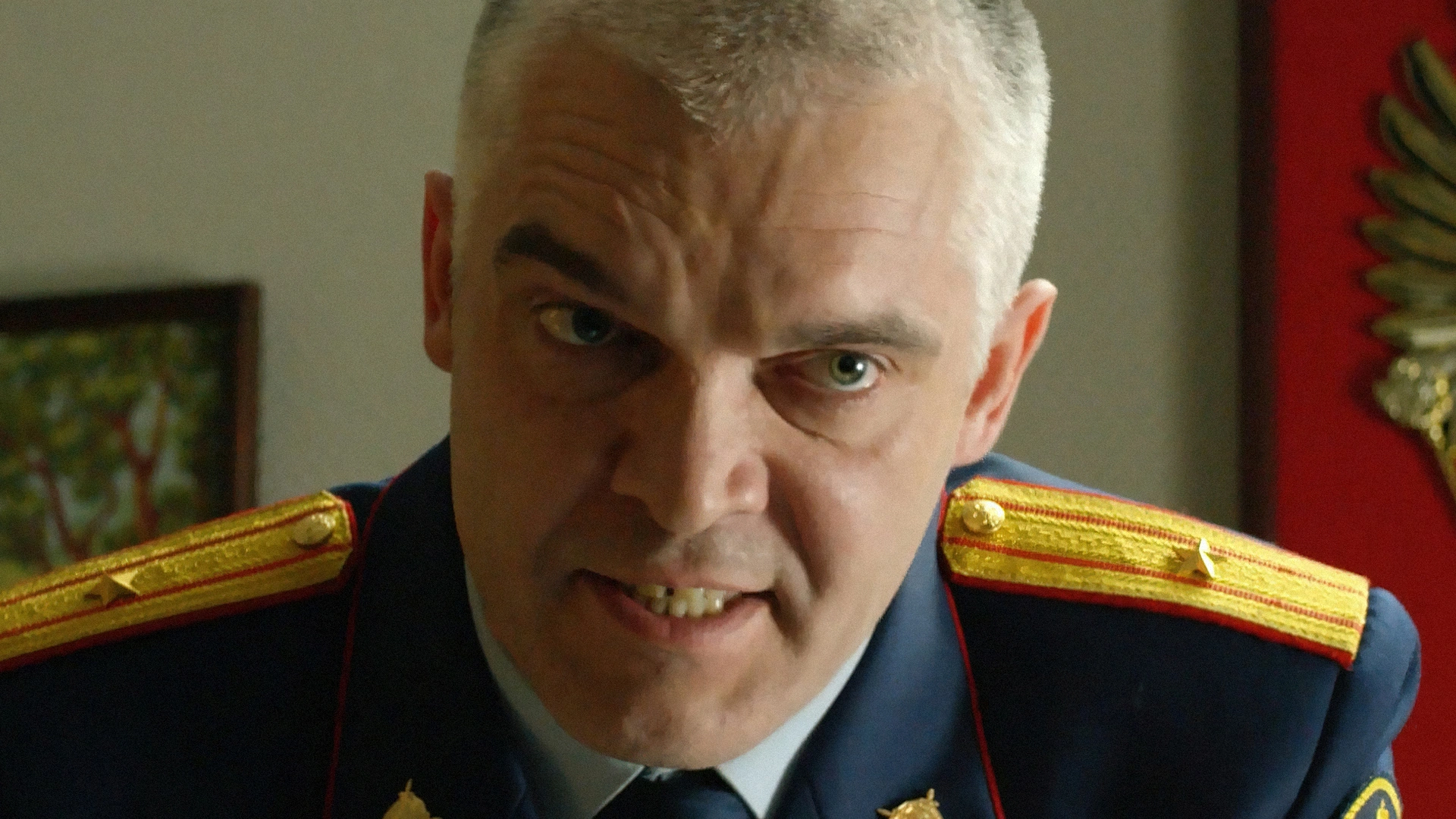 27 серия. Под колпаком