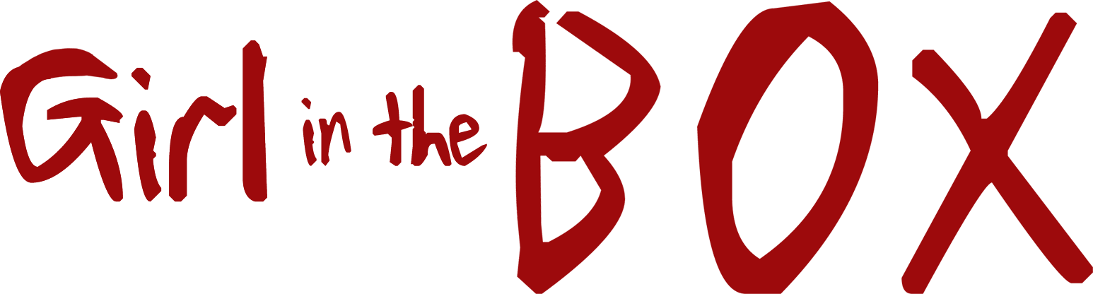 Девушка в ящике