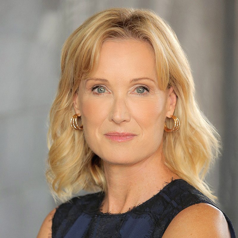 Дебора Реннард