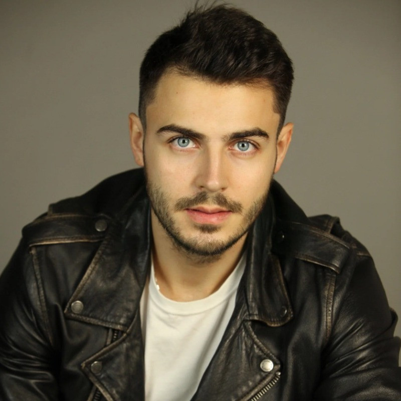 Иван Ратников