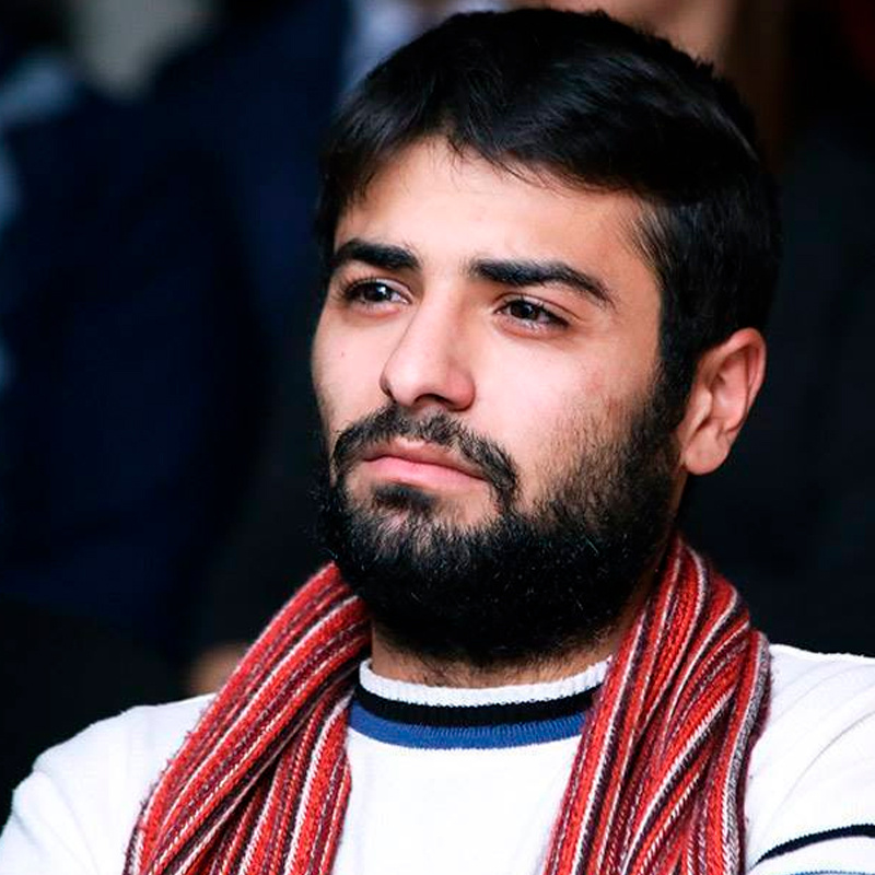 Арман Айвазян