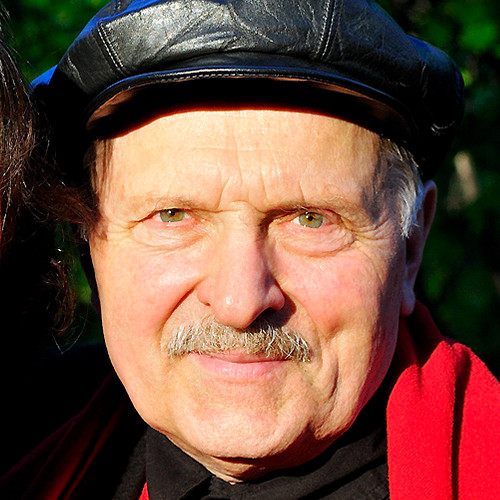 Евгений Лазарев