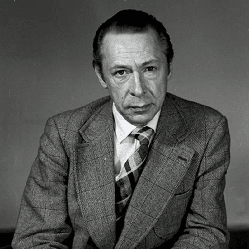 Олег Ефремов