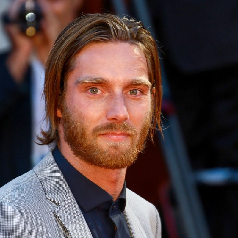 Рейну Шолтен ван Ашат