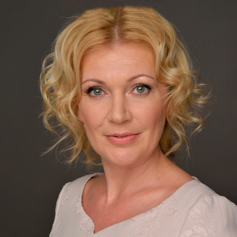 Елена Котельникова