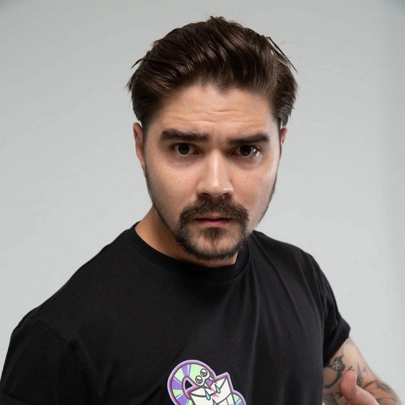 Юрий Музыченко