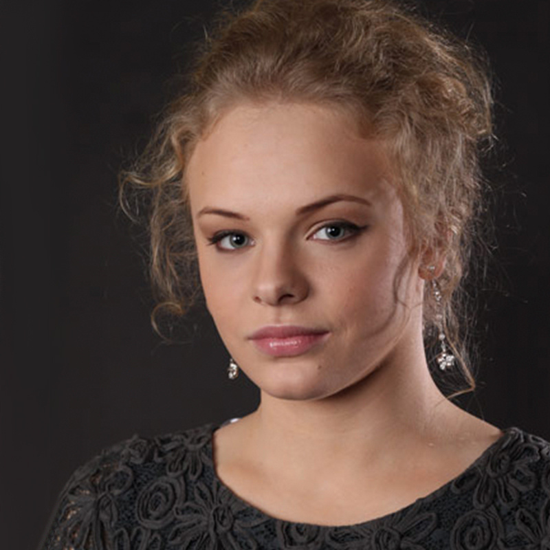 Анна Проскурина