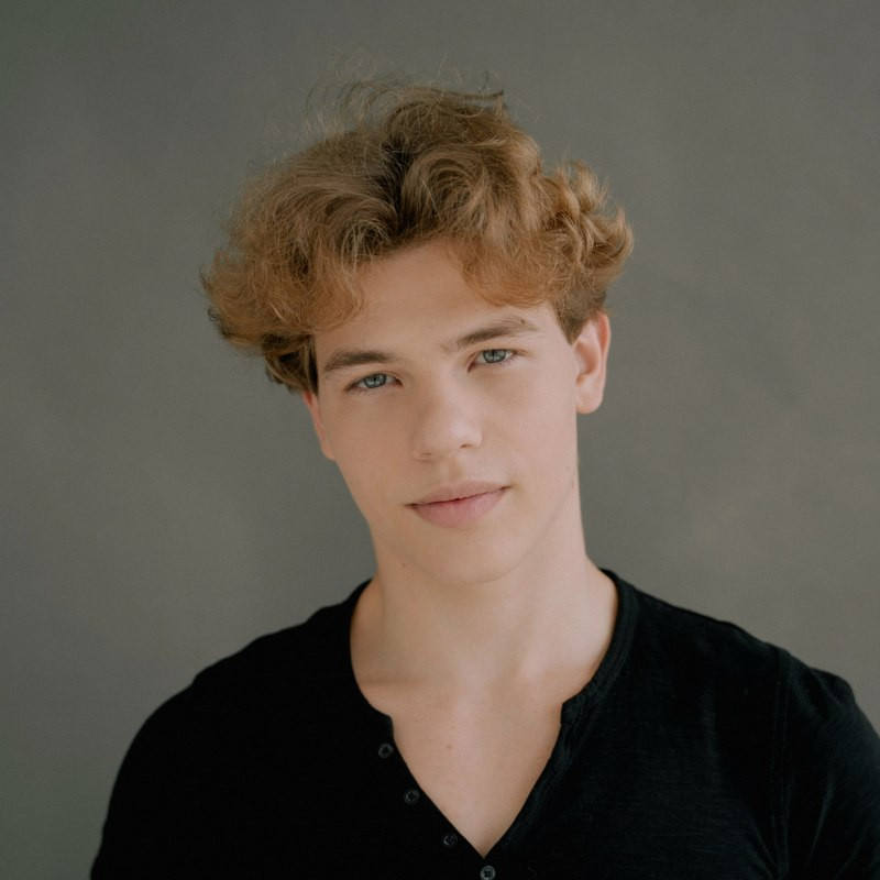 Антон Соломатин