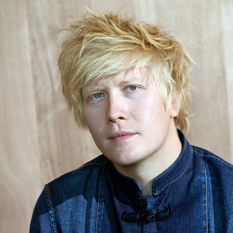 Василий Бархатов