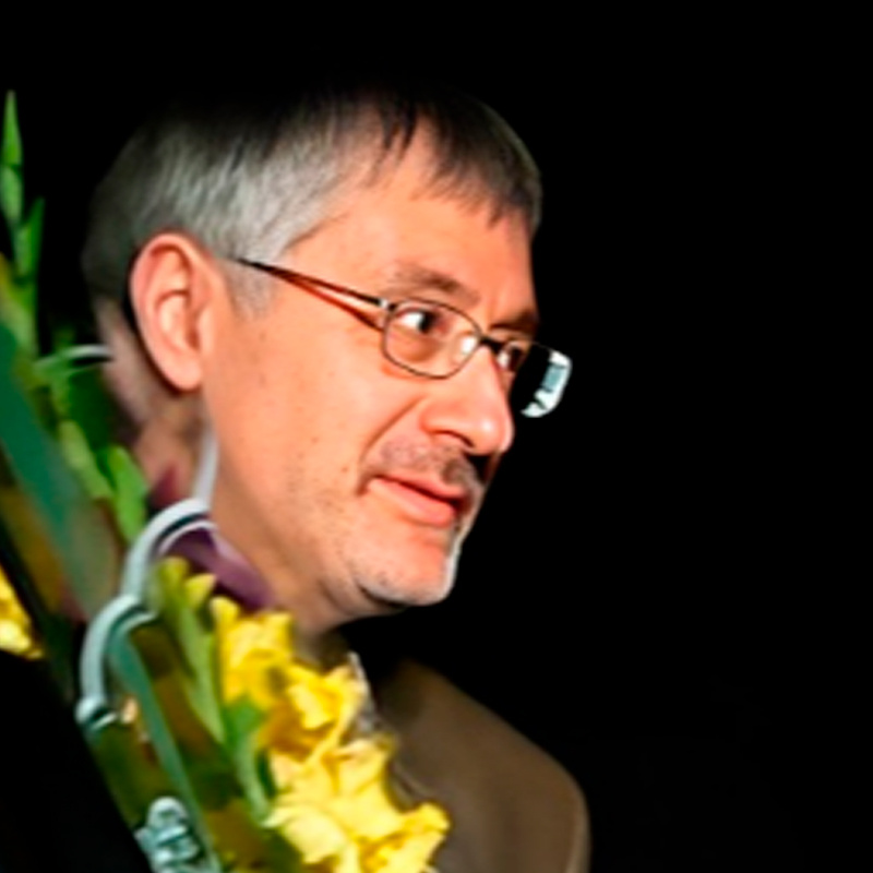 Виктор Ольшанский