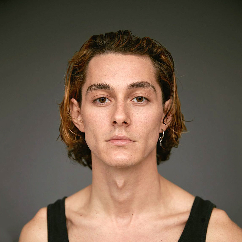 Анар Халилов