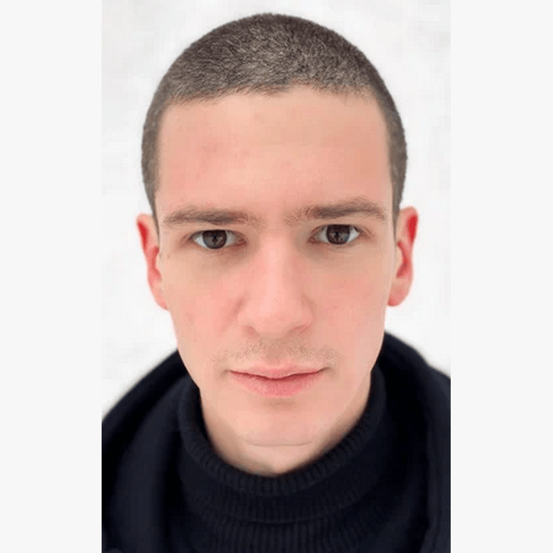 Владислав Тирон