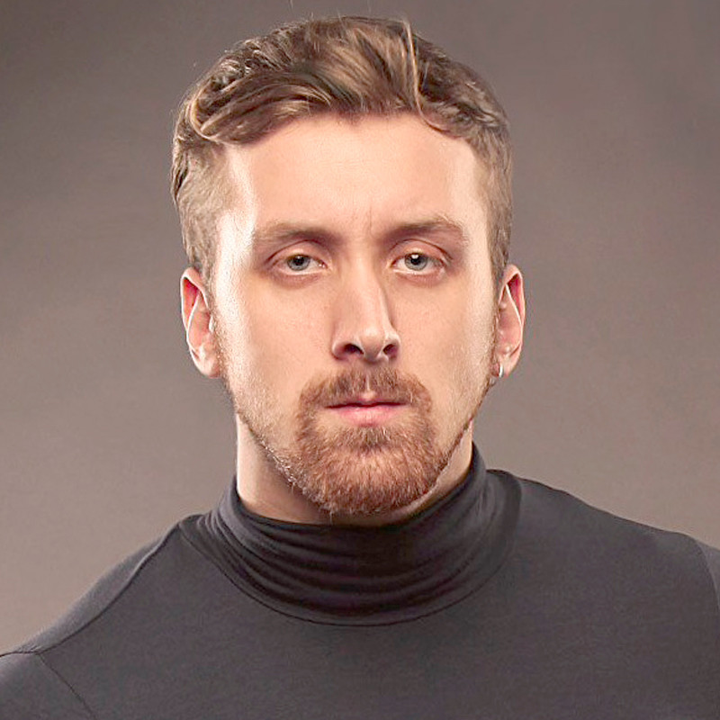 Данила Якушев