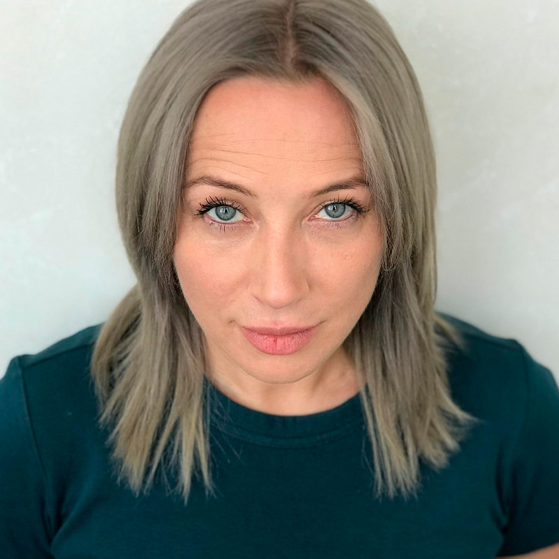 Алена Ковалева