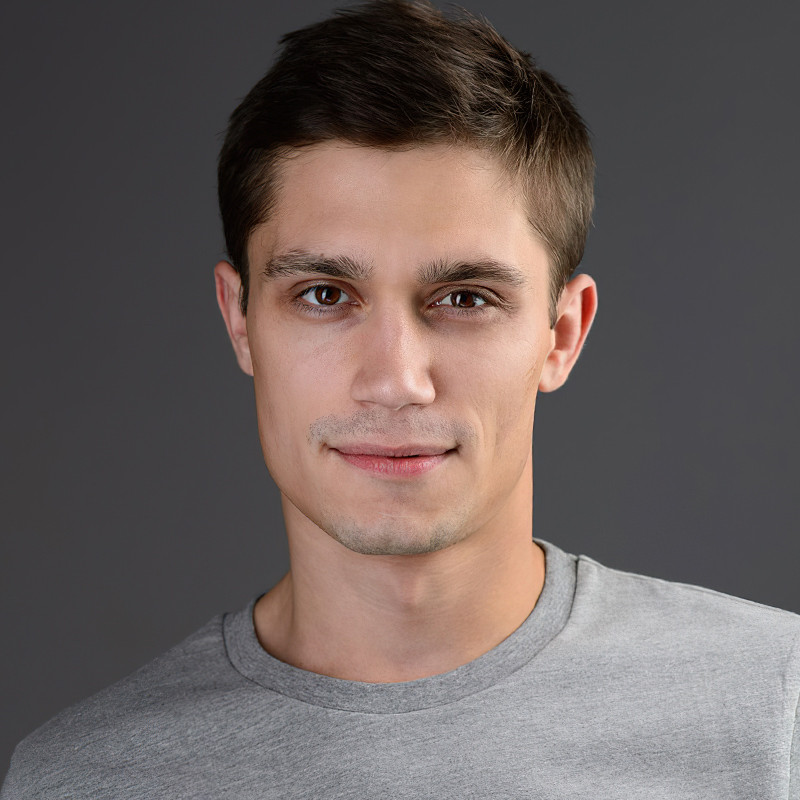 Александр Шам