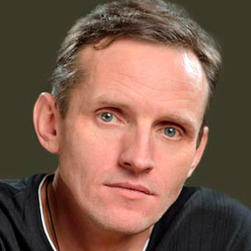 Владислав Комаров