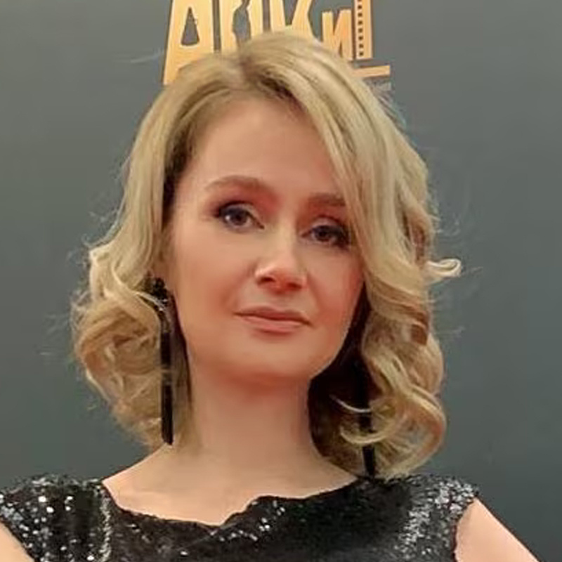 Елена Гнитеева