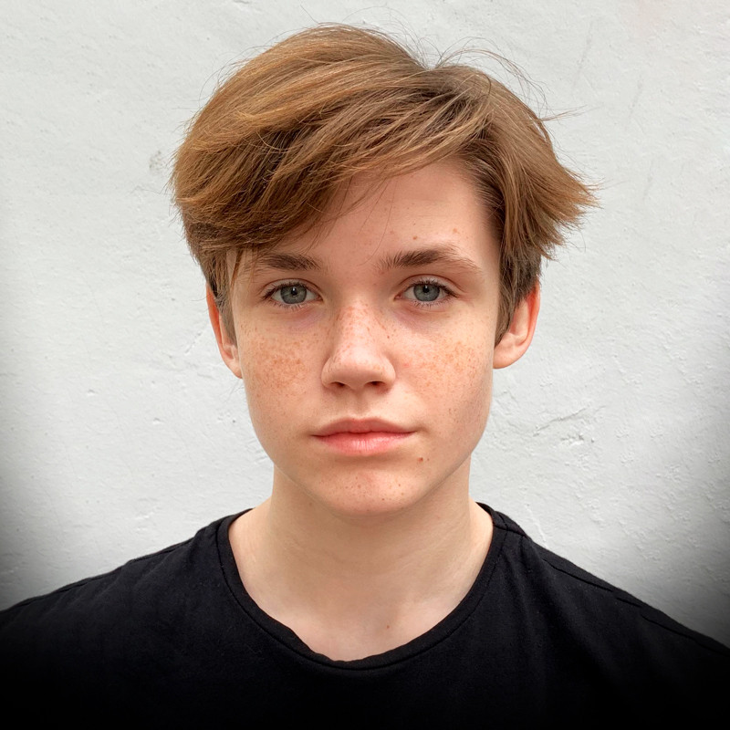 Олег Чугунов