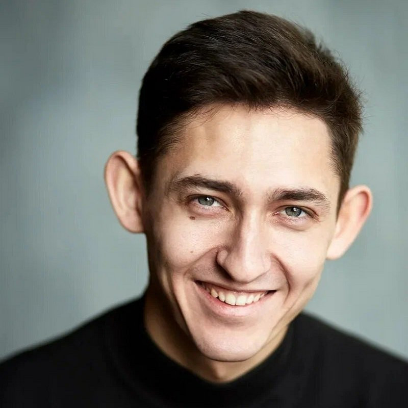 Александр Югов