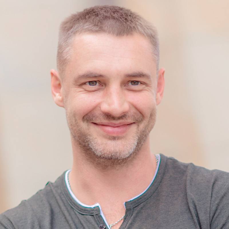 Антон Батырев