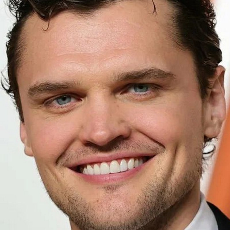 Рэй Николсон