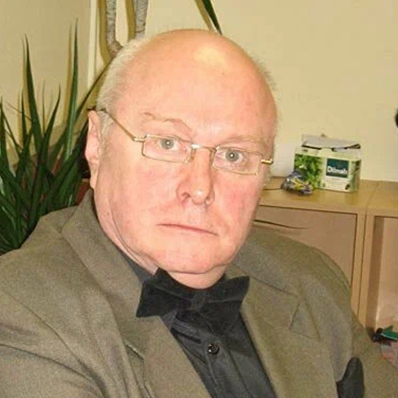 Александр Стариков