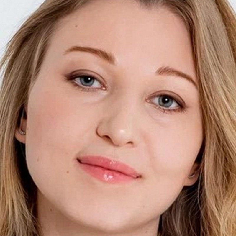 Яна Петрова